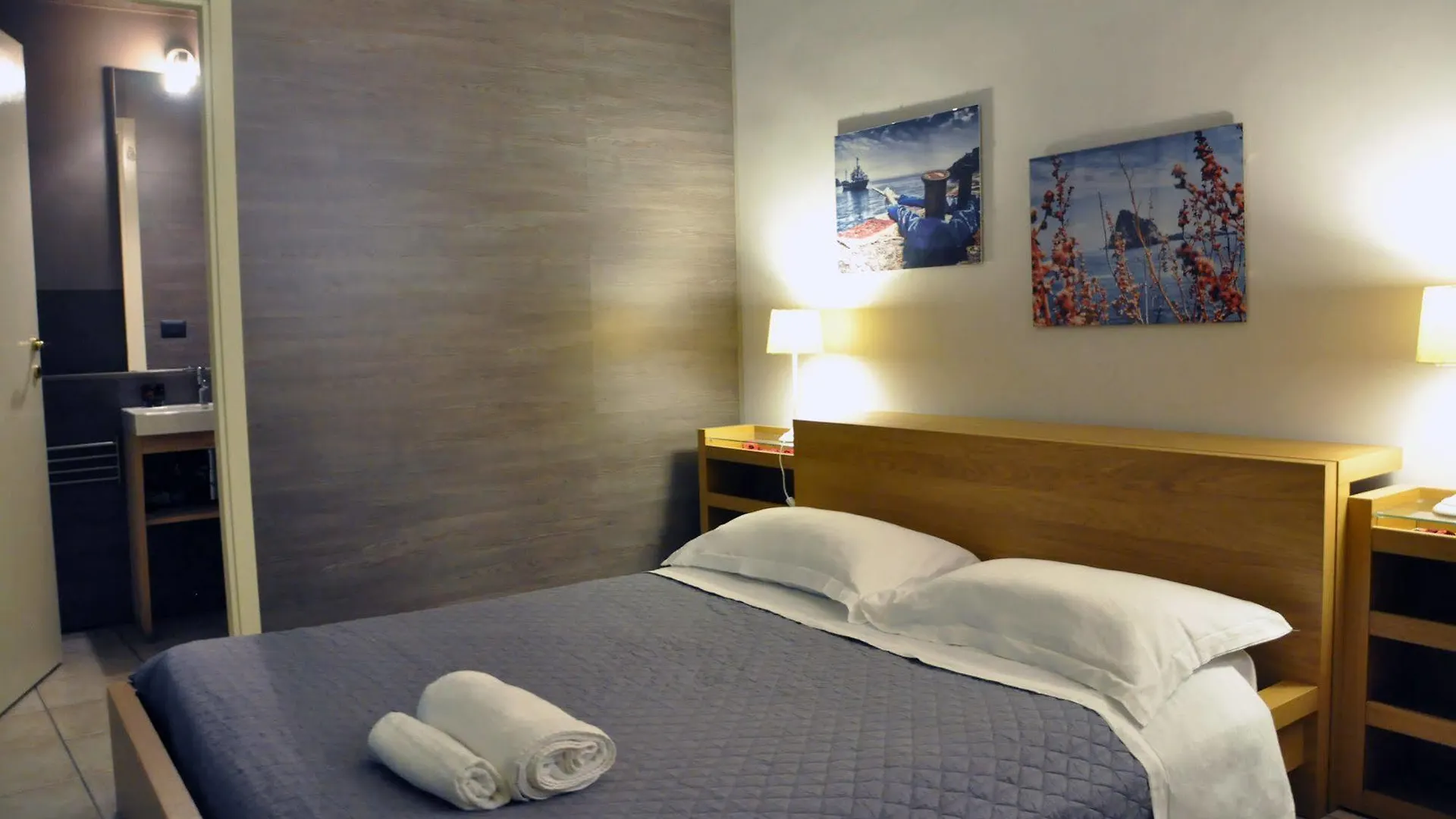 Promenade B&B Catane 3*,  Italie