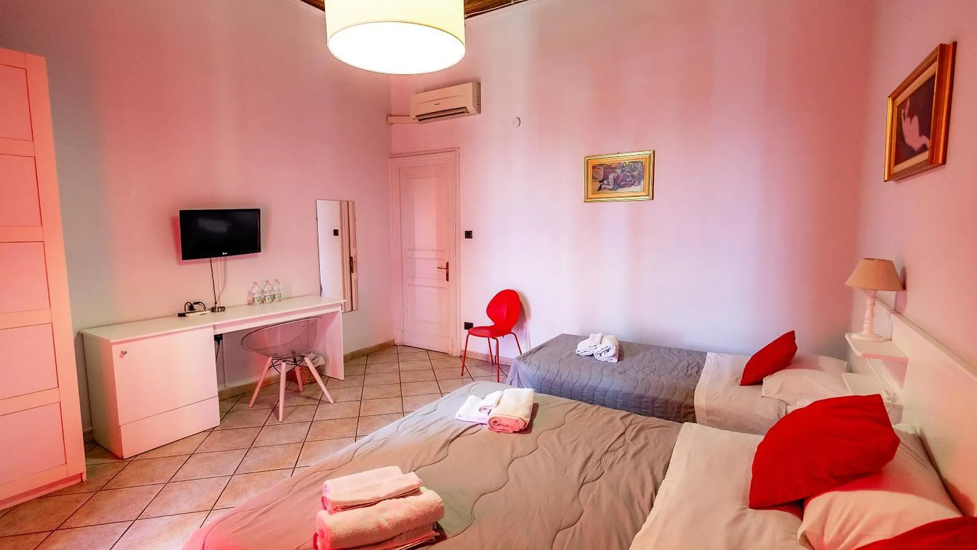 קטאניה Promenade B&B לינה וארוחת בוקר