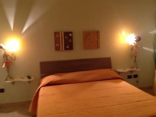 קטאניה Promenade B&B 3*,